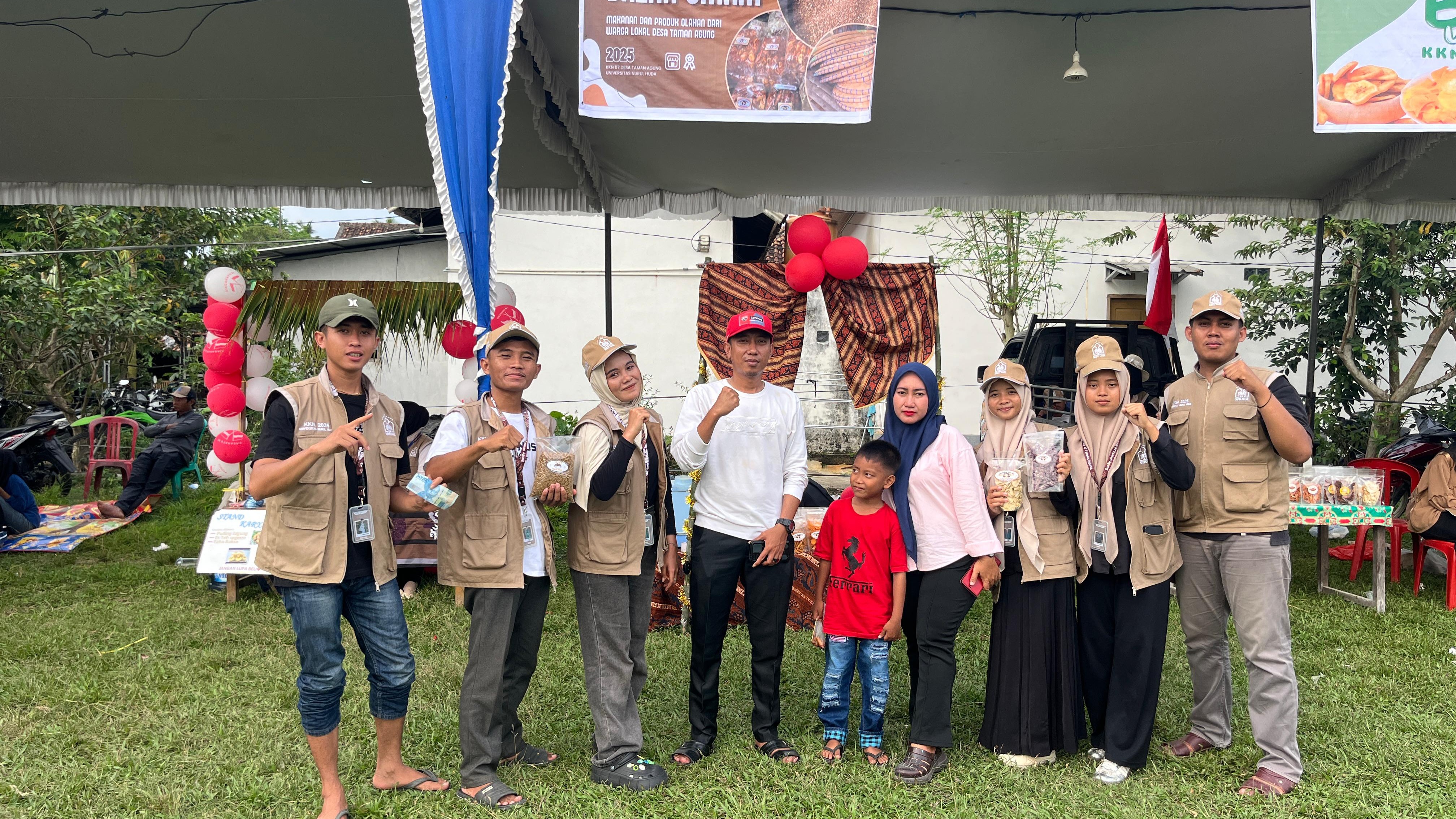Mahasiswa KKN 07 UNUHA Fasilitasi Penerbitan NIB untuk UMKM Desa Taman Agung